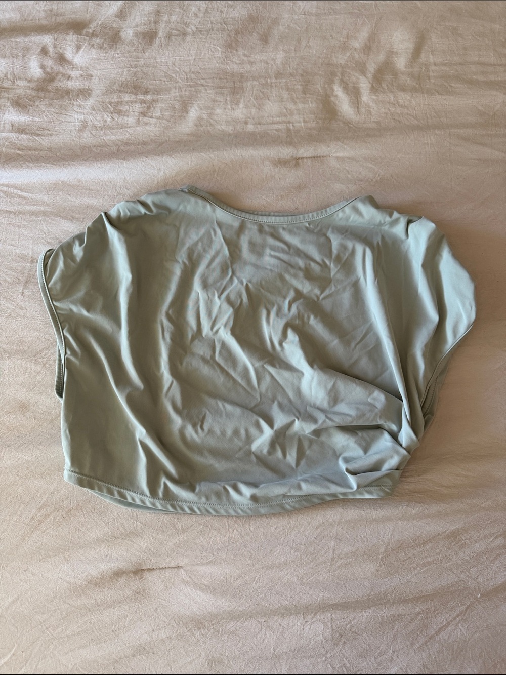 Women's Relaxed Scoop Neck Crop Top